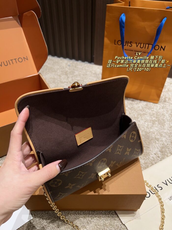 Louis Vuitton Pochette Camille Underarm Bag Practical Capacity Spot-On Aesthetic - Image 9