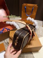 Louis Vuitton Hangon Bowling Bag Stylish And Relaxed Features Colour-Changing Leather Comes With A Box - Image 4