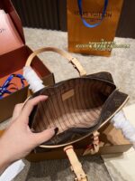 Louis Vuitton Hangon Bowling Bag Stylish And Relaxed Features Colour-Changing Leather Comes With A Box - Image 9