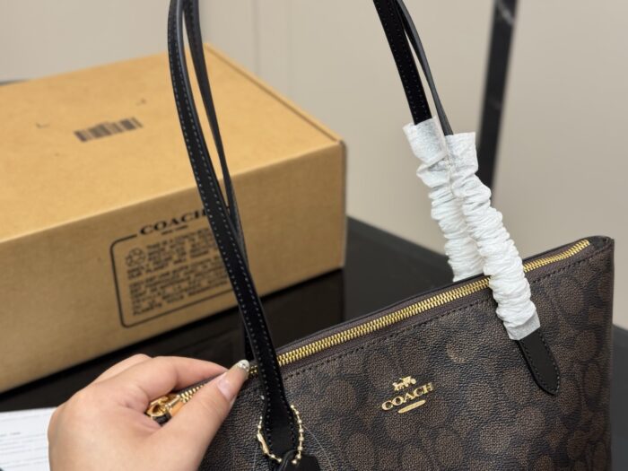 Coach Fiona Zip Tote Small Tote Bag - Image 3
