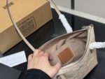 Coach Fiona Zip Tote Small Tote Bag - Image 4