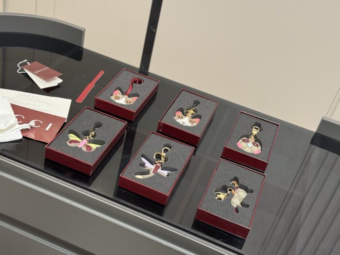 Gucci Keyring (Promotional Edition With Box) High-Quality Leather Version, Suitable For Attaching To Bags - Image 2