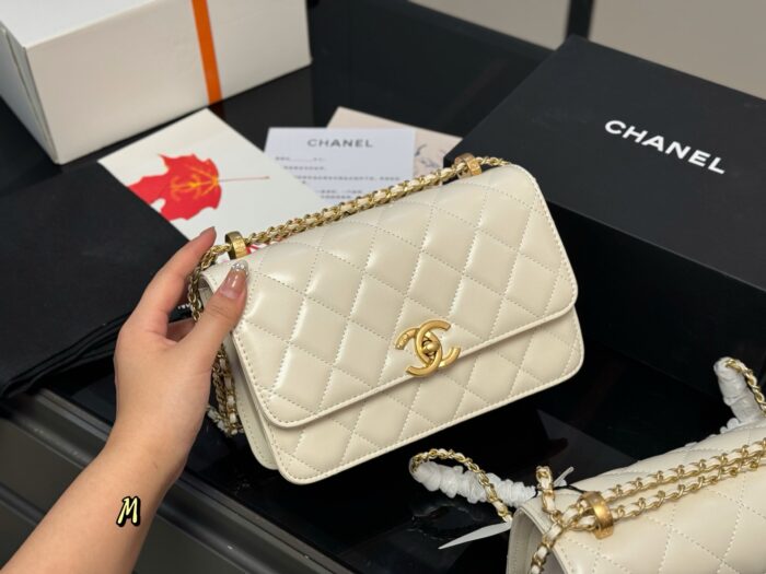 Chanel Double Ball Fortune Woc Diamond Quilted Chain Bag Features Hidden Pocket Superb Quality - Image 2