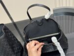 Gucci New Arrival Tote Gg Embossed Handheld Shoulder Tote Bag - Image 4