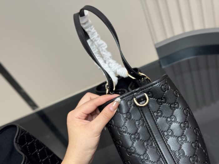 Gucci New Arrival Tote Gg Embossed Handheld Shoulder Tote Bag - Image 6