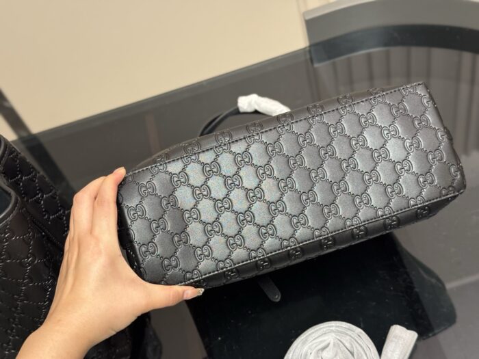 Gucci New Arrival Tote Gg Embossed Handheld Shoulder Tote Bag - Image 8