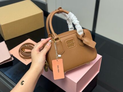 Miu Miu Upgraded Edition With Box - Bowling/Cube Bag Can Be Hand-Carried Or Worn Crossbody Ample Capacity
