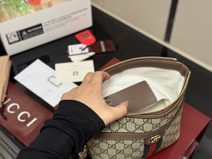 Gucci 25Ss New Chain Bag Classic Casual Dumpling Bag Practical And Durable - Image 4