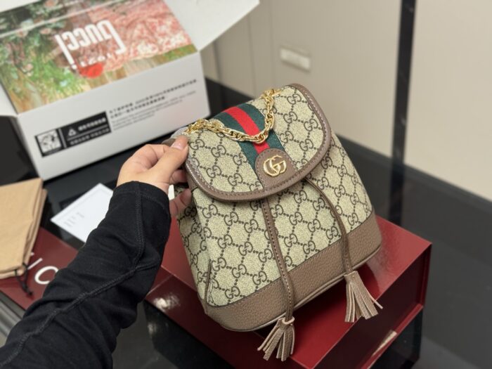 Gucci New Backpack Authentic Fabric Classic Gg Pattern Red And Green Woven Straps With Metal Chain Understated And Elegant - Image 2