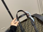 Fendi Baguette Tote Bag Fringe Detailing Generous Capacity Effortlessly Street-Chic - Image 3