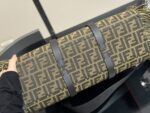 Fendi Baguette Tote Bag Fringe Detailing Generous Capacity Effortlessly Street-Chic - Image 8