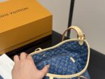 Louis Vuitton Carryall Bow With Coin Purse Included Adorable & Casual Exceptional Value - Image 4
