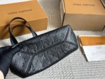Louis Vuitton Convertible Tote With Box - Reissue Edition Can Be Carried By Hand Or Underarm Multiple Carrying Options - Image 5