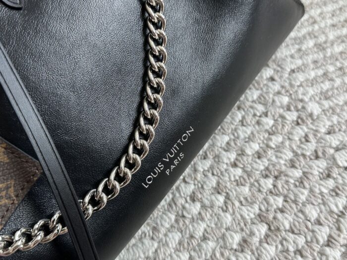 Louis Vuitton Carryall Small Black Lambskin Bag Dark Style Lightweight With Large Capacity - Image 6
