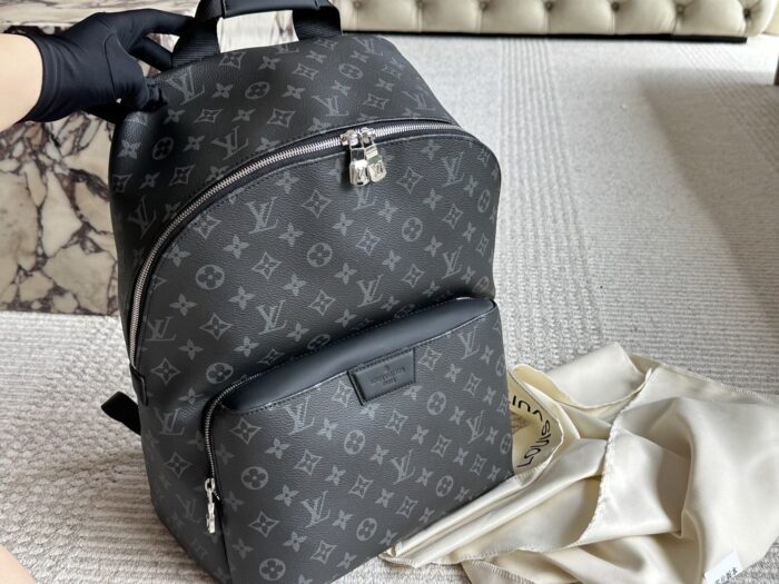 Louis Vuitton Carryall Small Black Lambskin Bag Dark Style Lightweight With Large Capacity - Image 10