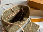 Louis Vuitton Neverfull Tote Bag With Large Capacity, Striped Lining And Detachable Mini Bag, Complete With Gift Box - Image 7