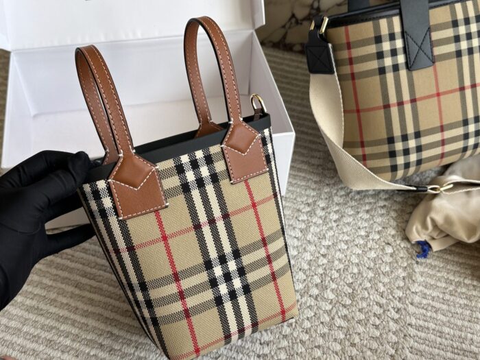 Burberry Classic Check Bucket Bag/Shopping Basket - Image 1