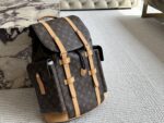 Louis Vuitton 20Ss Backpack Premium Imported Authentic Fabric Ultra-High-Definition Metal Logo Dedicated Lining Exquisite Craftsmanship - Image 10