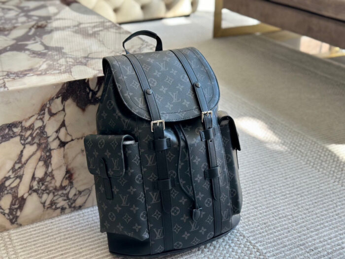 Louis Vuitton 20Ss Backpack Premium Imported Authentic Fabric Ultra-High-Definition Metal Logo Dedicated Lining Exquisite Craftsmanship - Image 13