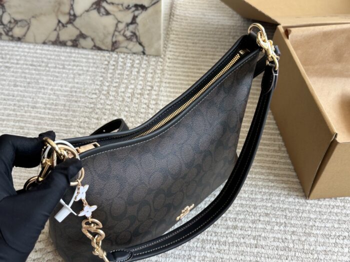 Coach Laurel Wander Bag Dual-Length Shoulder Straps Multiple Carrying Options Zipped Side Pocket - Image 3