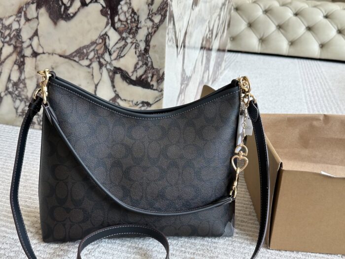 Coach Laurel Wander Bag Dual-Length Shoulder Straps Multiple Carrying Options Zipped Side Pocket - Image 6