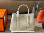 Hermès Garden Bag Togo Full-Grain Cowhide Generous Capacity Complimentary Miniature Horse And Silk Scarf - Image 12