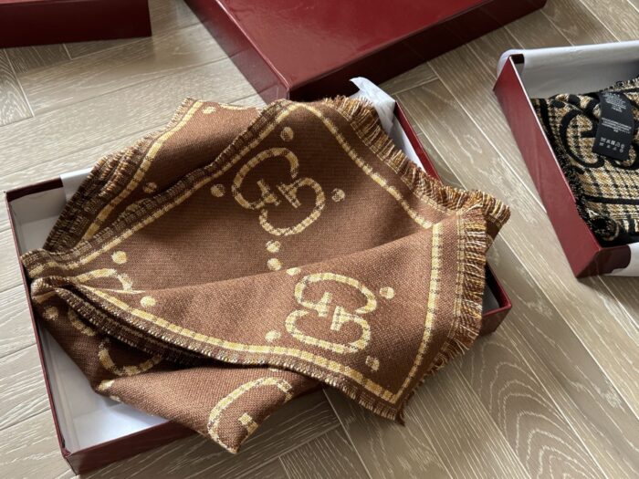Gucci Gg Series Classic Double G Cashmere Scarf (With Box) - Image 4