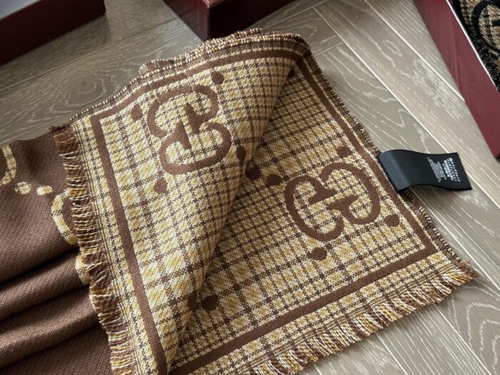 Gucci Gg Series Classic Double G Cashmere Scarf (With Box) - Image 6