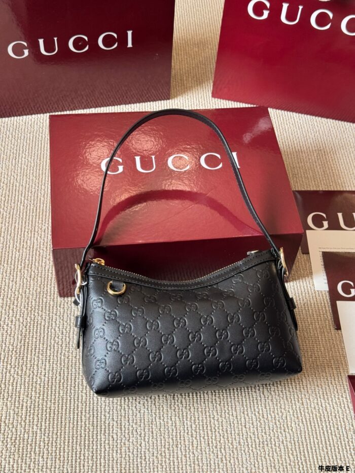 Gucci Emblem Full Leather Collection Classic Gg Embossed Women'S Underarm Bag - Image 2