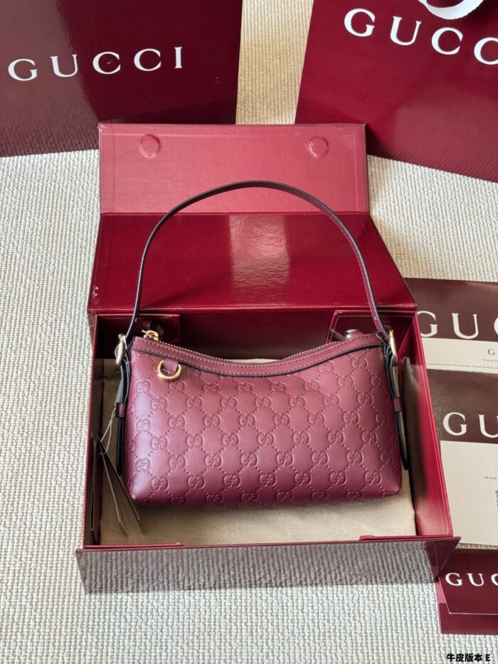 Gucci Emblem Full Leather Collection Classic Gg Embossed Women'S Underarm Bag - Image 10