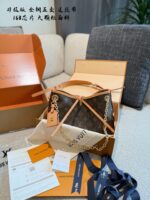 Louis Vuitton Carryall Bb Upgrade Edition Gold Chain Design Charming Style