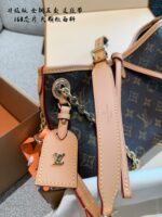 Louis Vuitton Carryall Bb Upgrade Edition Gold Chain Design Charming Style - Image 2