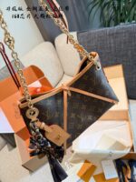 Louis Vuitton Carryall Bb Upgrade Edition Gold Chain Design Charming Style - Image 3