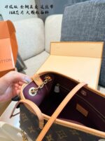 Louis Vuitton Carryall Bb Upgrade Edition Gold Chain Design Charming Style - Image 9