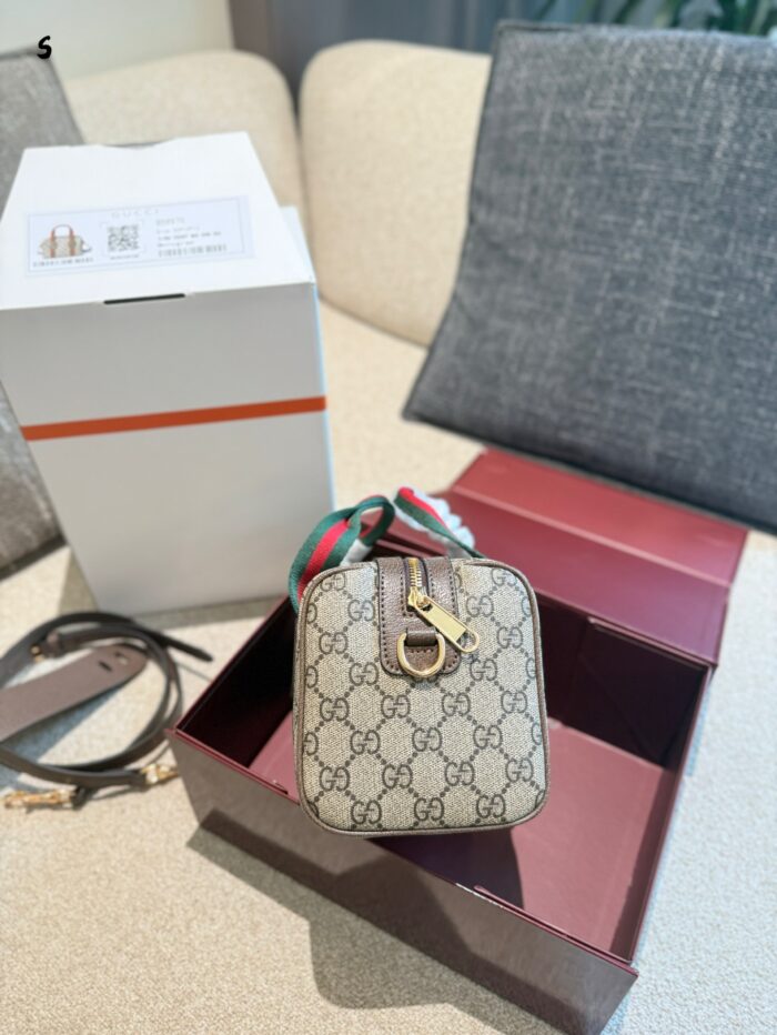 Gucci Guccitender Collection Mini Gg Sinner'S Signature Mini Travel Bag Exquisite Craftsmanship Classic Elements - Image 3