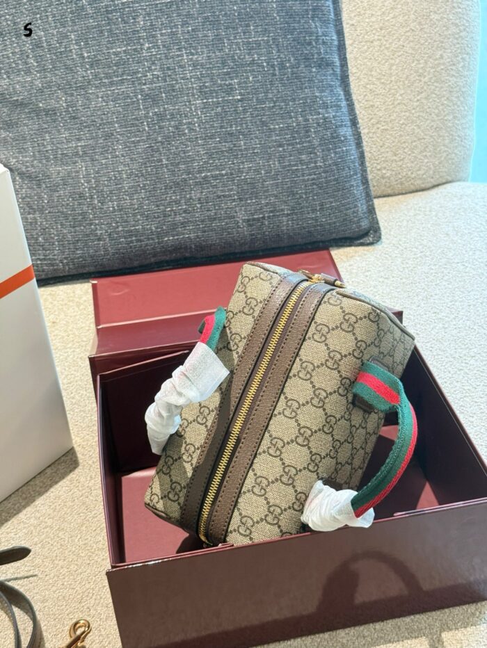 Gucci Guccitender Collection Mini Gg Sinner'S Signature Mini Travel Bag Exquisite Craftsmanship Classic Elements - Image 5