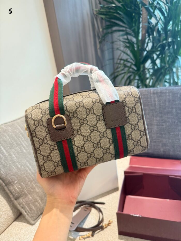 Gucci Guccitender Collection Mini Gg Sinner'S Signature Mini Travel Bag Exquisite Craftsmanship Classic Elements - Image 8