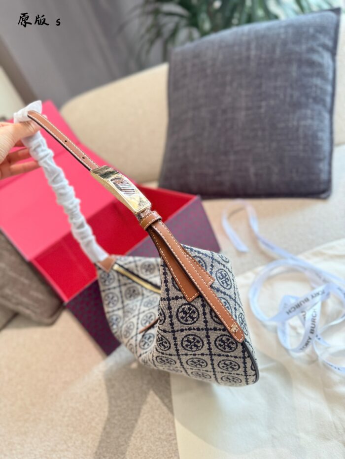 Tory Burch Classic Monogram Underarm Bag With Double T Hardware And Versatile Carrying Options - Image 3