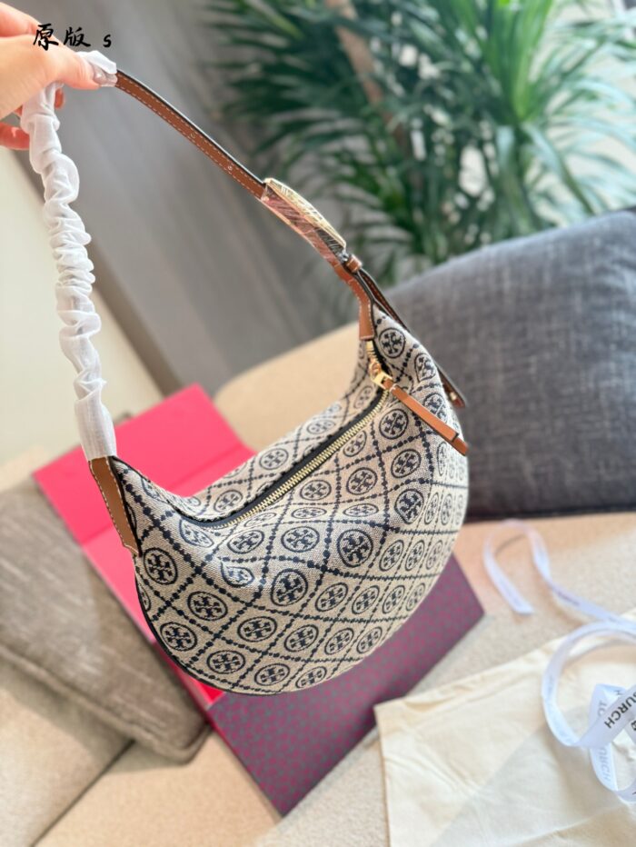 Tory Burch Classic Monogram Underarm Bag With Double T Hardware And Versatile Carrying Options - Image 5