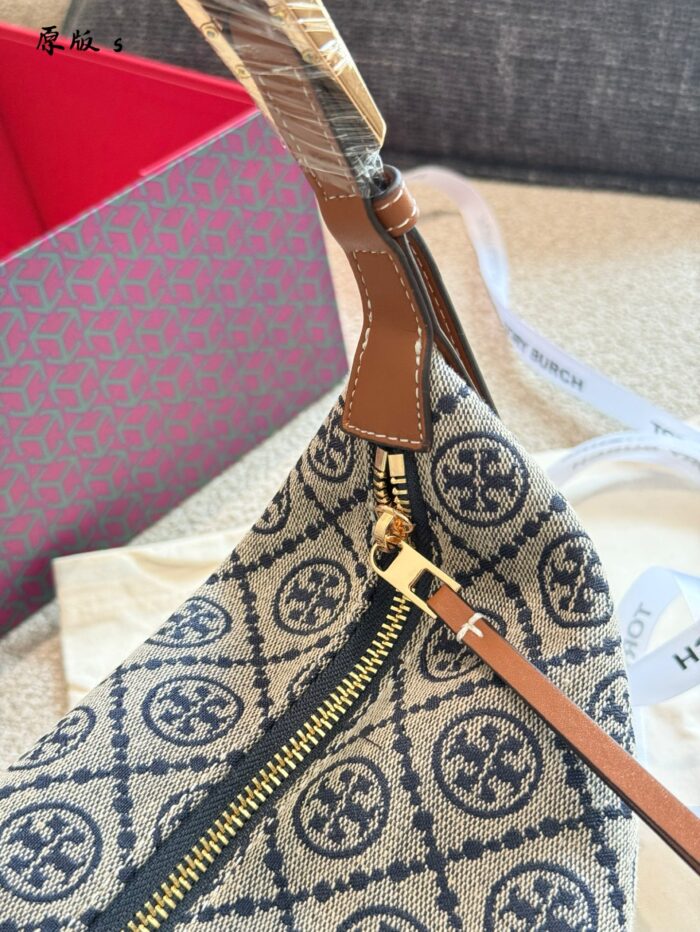 Tory Burch Classic Monogram Underarm Bag With Double T Hardware And Versatile Carrying Options - Image 6