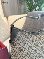 Tory Burch Messenger Bag Single-Shoulder Crossbody Zipper Closure Spacious Capacity Versatile Commuter Bag For Women - Image 8