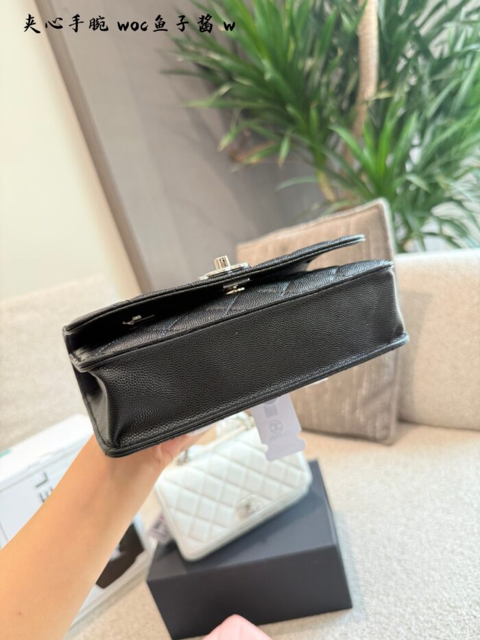 Chanel 25P Black & Silver Handle Woc Vintage-Inspired Opulent Caviar Leather Quilted Bag - Image 4