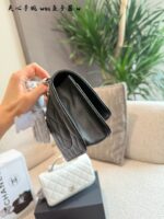 Chanel 25P Black & Silver Handle Woc Vintage-Inspired Opulent Caviar Leather Quilted Bag - Image 8