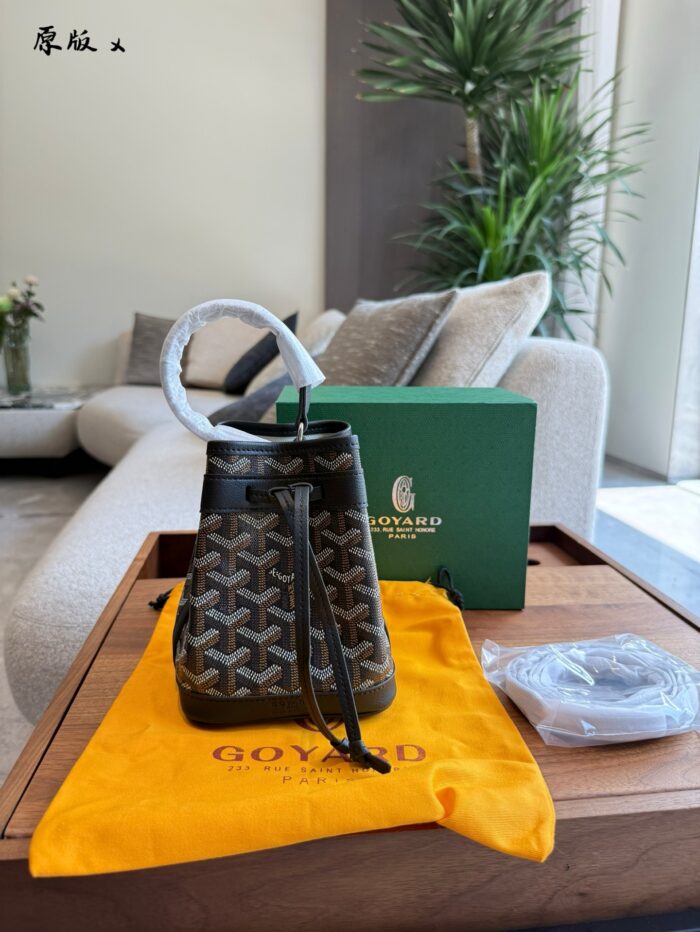 Goyard Petit Flot Mini Bucket Bag: Versatile And Practical With Its Ingenious Adjustable Shoulder Strap. - Image 6