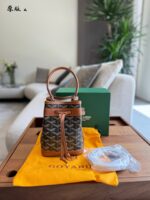 Goyard Petit Flot Mini Bucket Bag: Versatile And Practical With Multiple Carrying Options