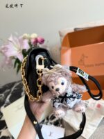 Louis Vuitton Love At First Sight Collection Classic Black Floral Soblack Metis East West Messenger Bag 3-Way Carrying Options | Exquisitely Compact - Image 5