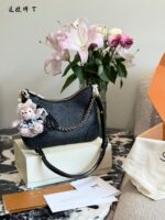 Louis Vuitton 2025 New Black Full-Leather Horn Bag With Leather-Wrapped Chain - Understated And Timeless
