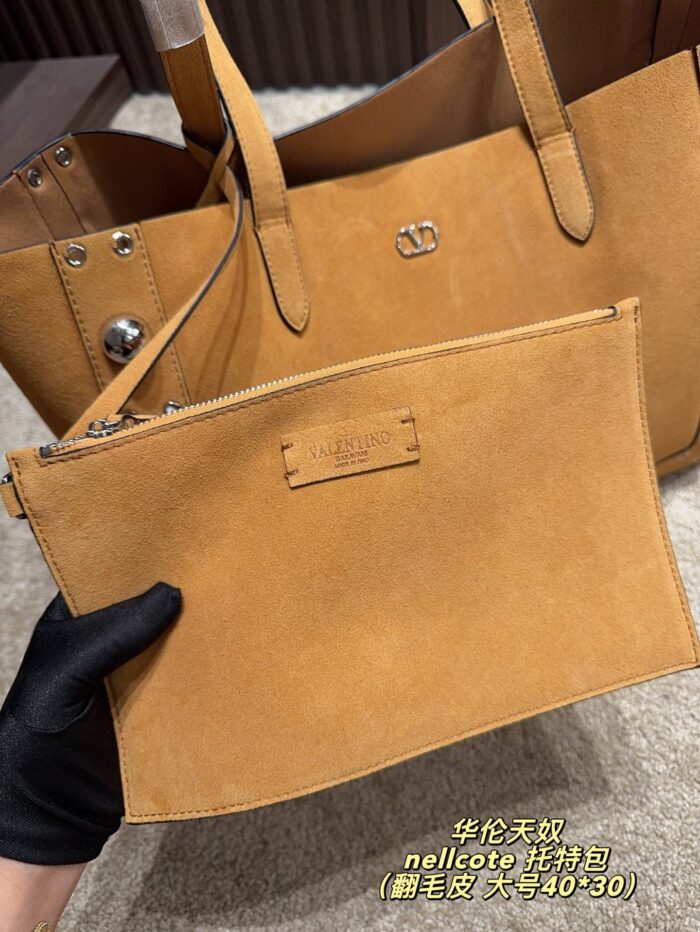 Valentino Nellcote Tote Suede With Spherical Studs And Cut-Out Detailing Handheld Or Shoulder-Carried Includes Detachable Carry Pouch - Image 4