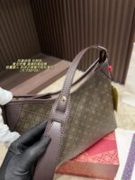 Tory Burch Tote Bag Retro Elegance Luxurious Feel Impressive Capacity Versatile For Both Casual And Formal Wear - Image 8
