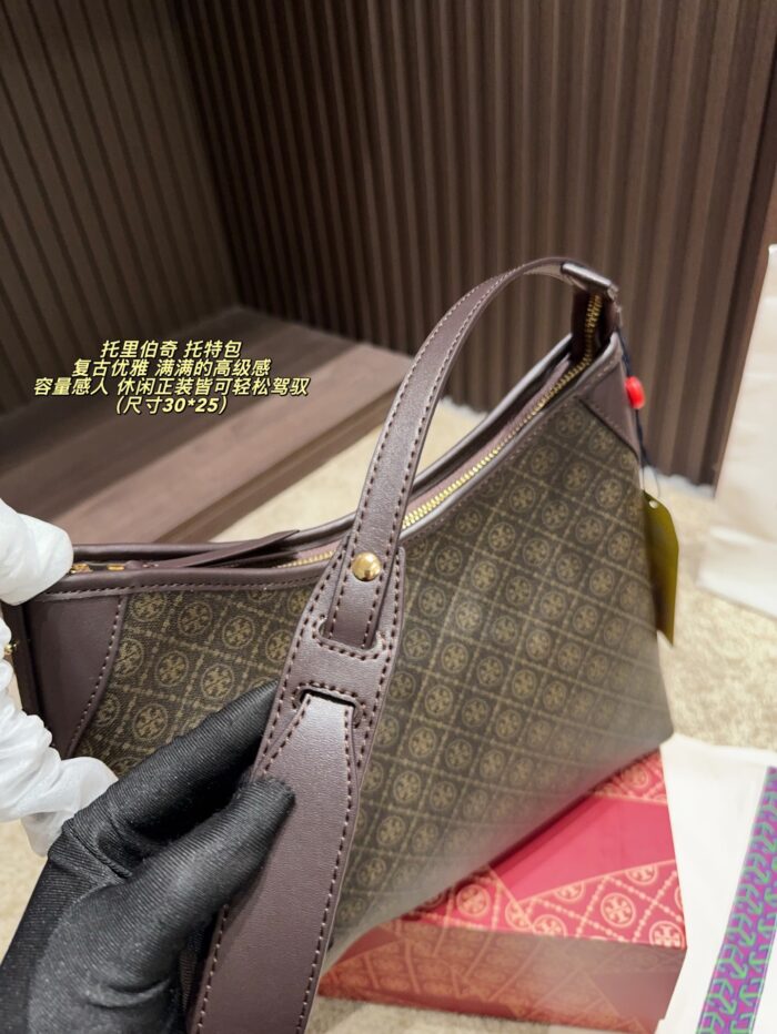 Tory Burch Tote Bag Retro Elegance Luxurious Feel Impressive Capacity Versatile For Both Casual And Formal Wear - Image 8